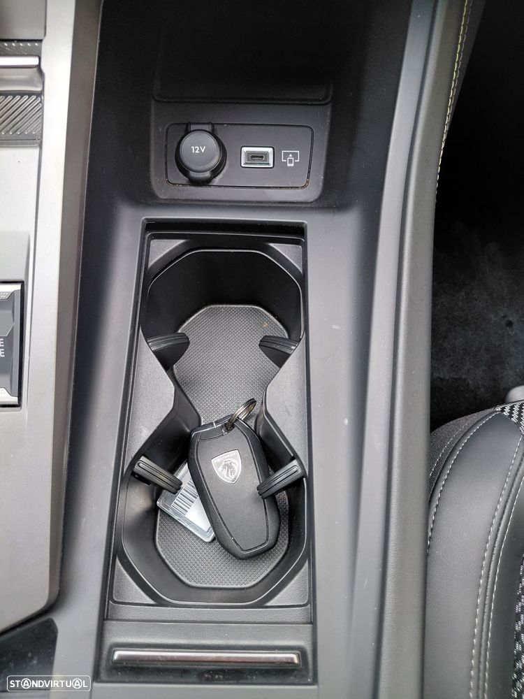 Peugeot 308 1.6 Hybrid GT Pack e-EAT8 - 22