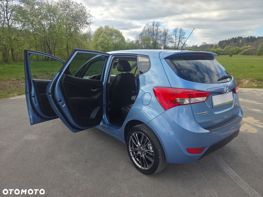 Hyundai ix20 1.4 blue Comfort - 24
