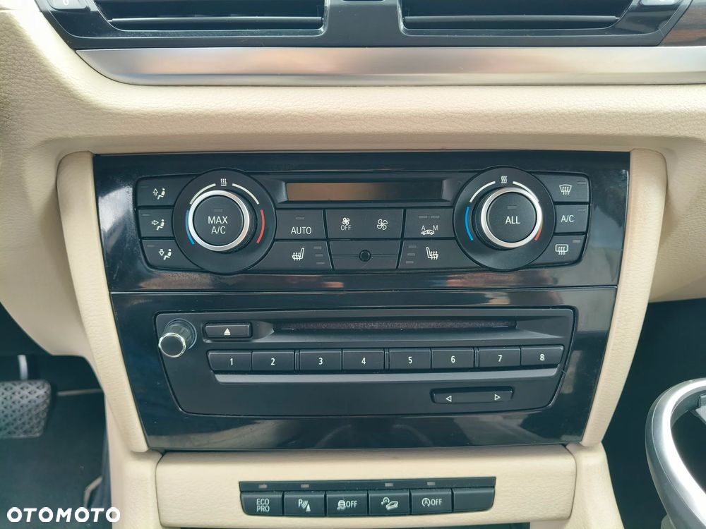 BMW X1 - 29