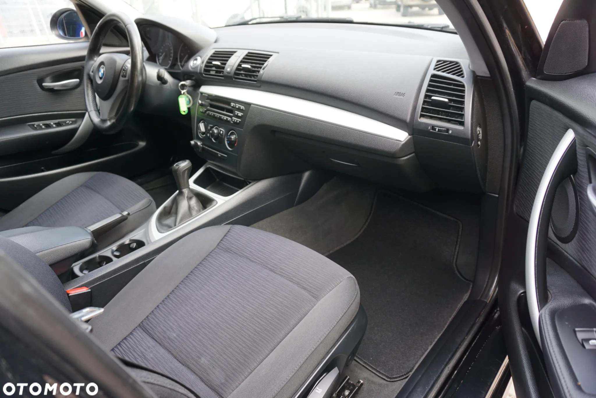 BMW Seria 1 120d - 14