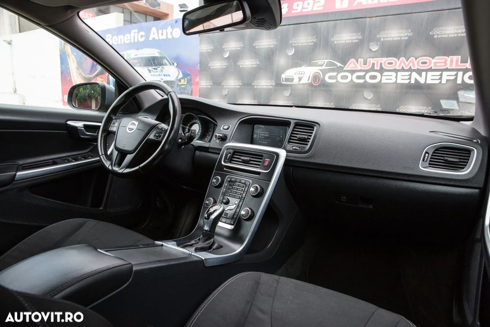 Volvo V60 D2 Geartronic Kinetic - 22