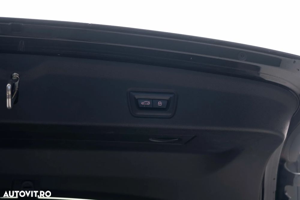 BMW 4 Series 2023 — imagine 36