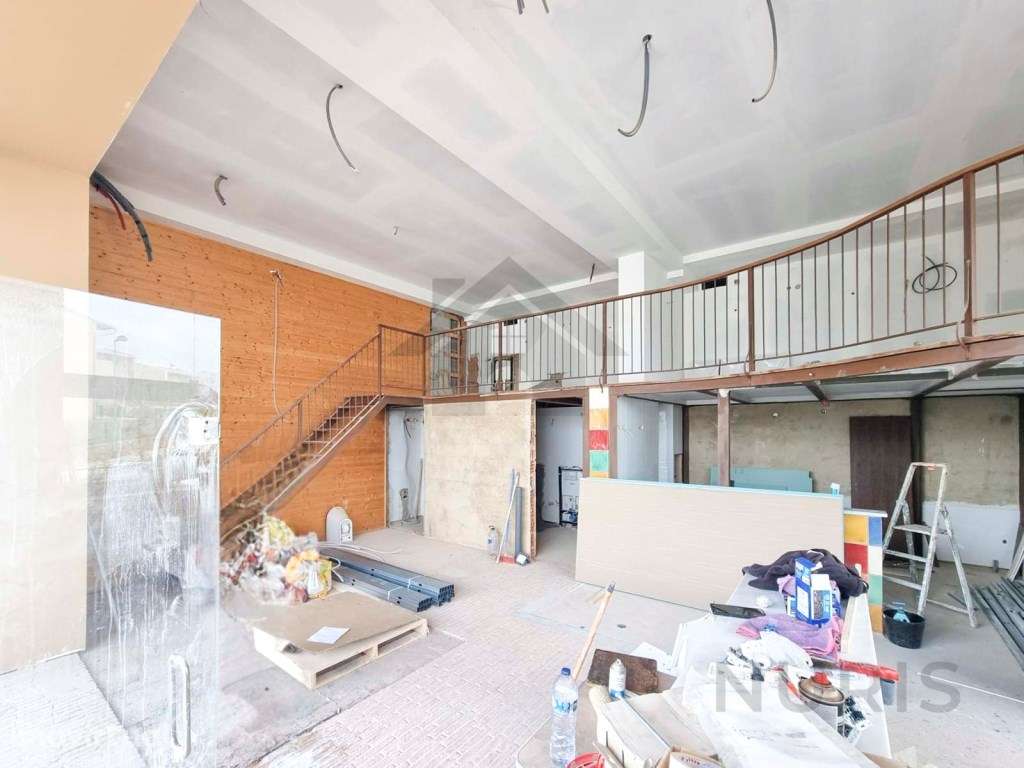 Loja para Venda em Algoz - Transformada em Apartamento - Grande imagem: 3/11