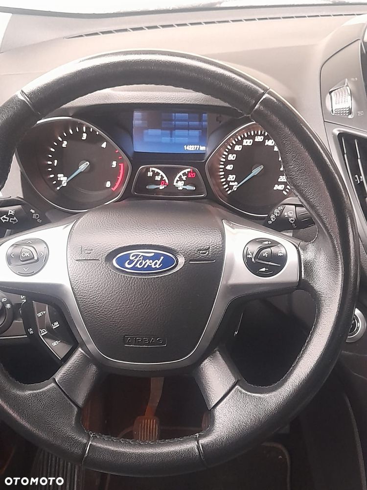 Ford Kuga 2.0 TDCi 4x4 Titanium - 8