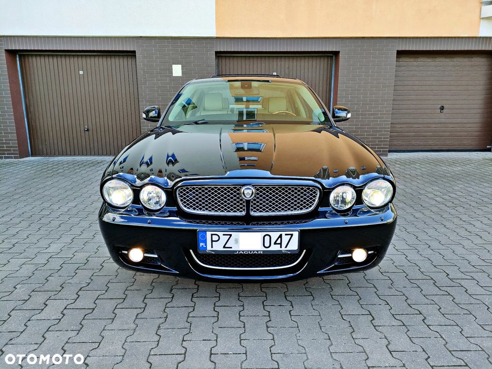 Jaguar XJ XJ8 4.2 Executive - 2