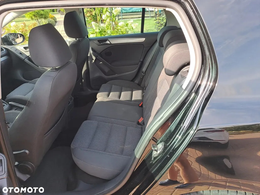 Volkswagen Golf - 12