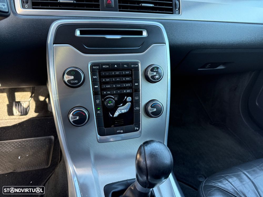 Volvo V70 1.6 D2 Drive R-Design Start/Stop - 11