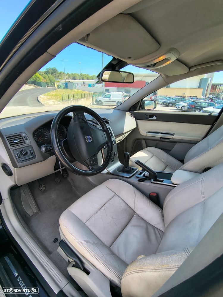 Volvo S40 2.0 D Momentum - 8