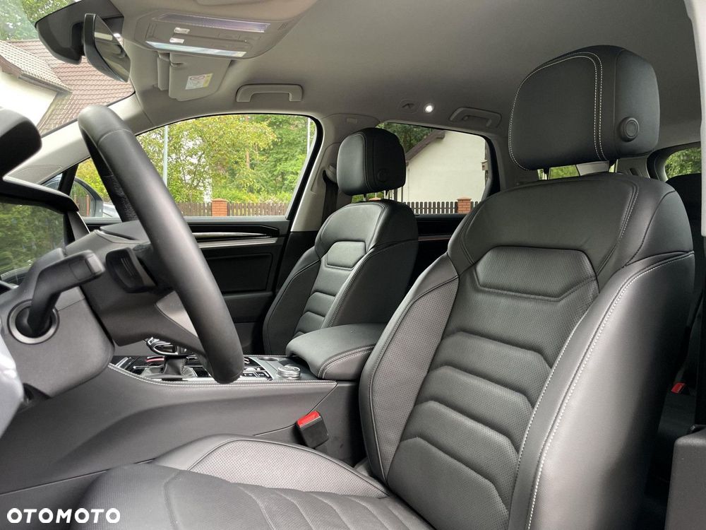 Volkswagen Touareg - 14