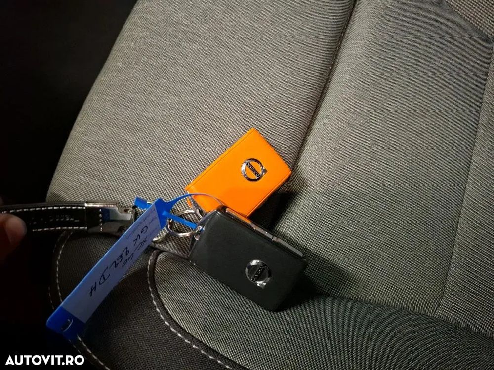 Volvo XC 40 T4 Recharge DKG Essential - 9