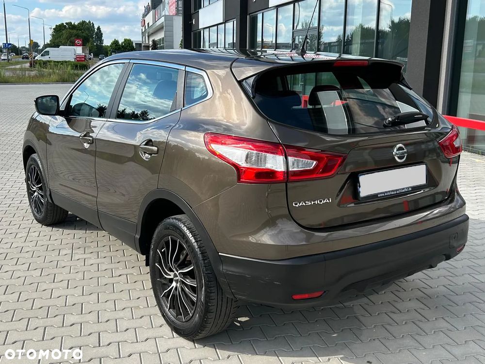 Nissan Qashqai - 4