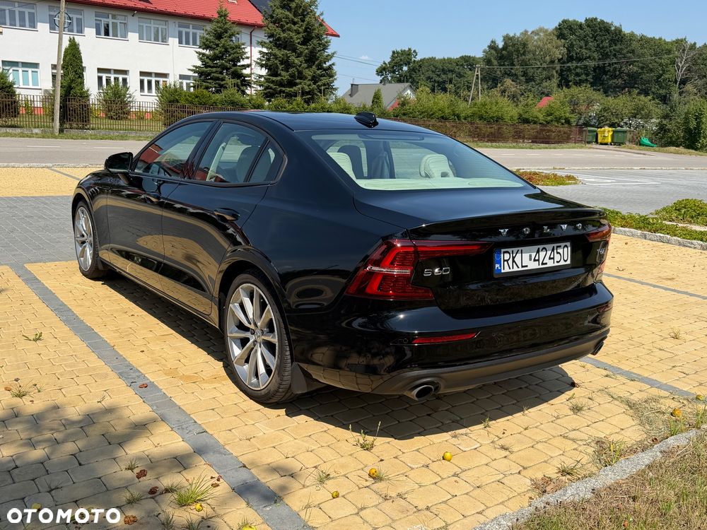 Volvo S60 T6 AWD Momentum Pro - 7