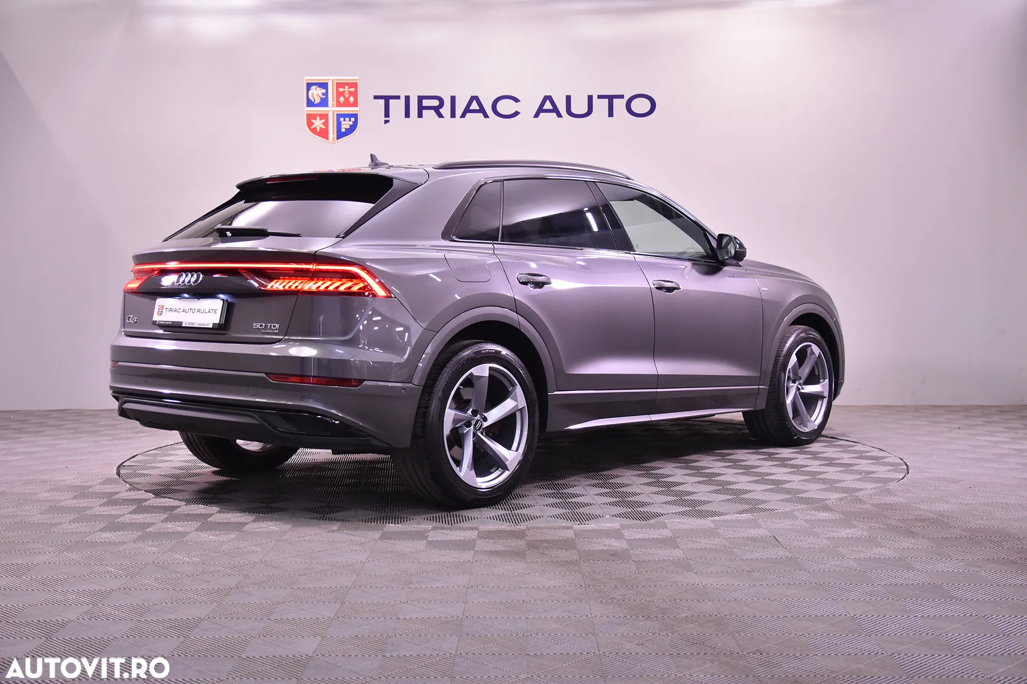 Audi Q8 - 5