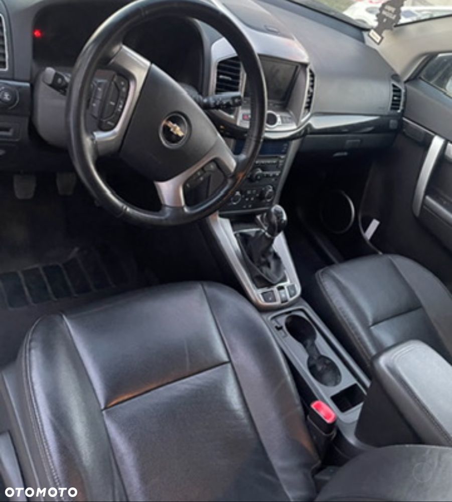 Chevrolet Captiva 2.2 2WD LT - 10