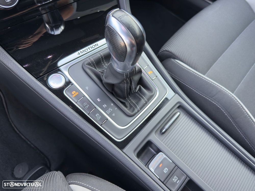 VW Golf R 4Motion BlueMotion DSG - 19
