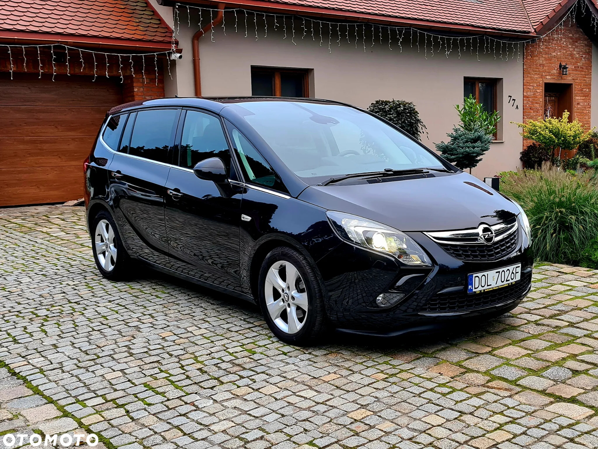 Opel Zafira 1.4 T Cosmo EcoFLEX S&S EU6 - 13