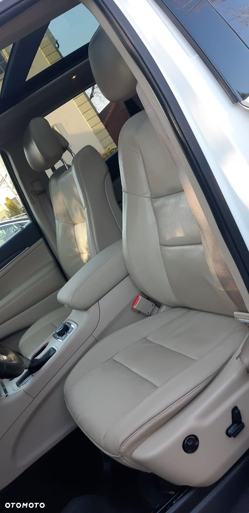 Jeep Grand Cherokee 3.6 V6 Limited - 33
