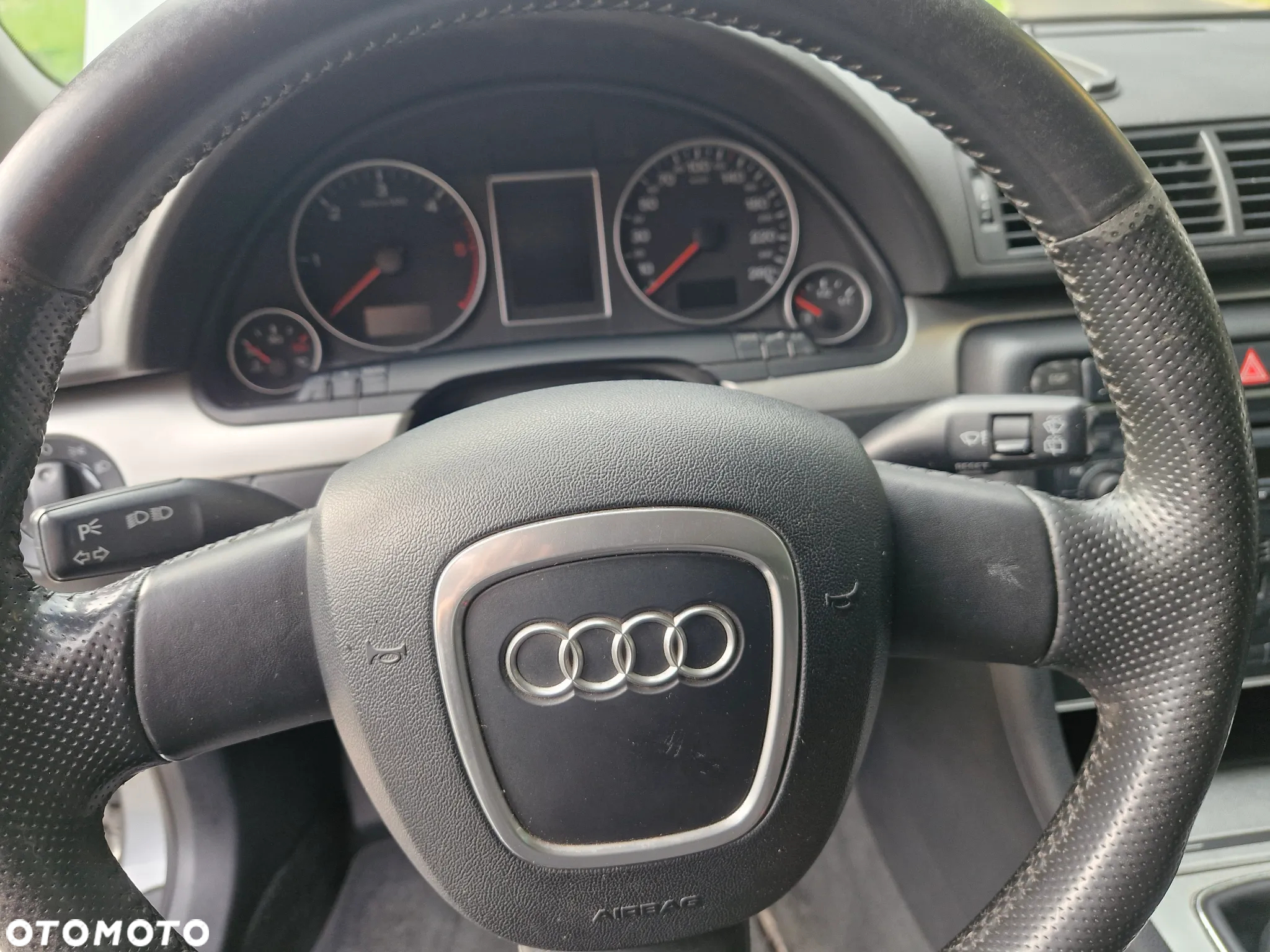 Audi A4 Avant 2.0 TDI - 8