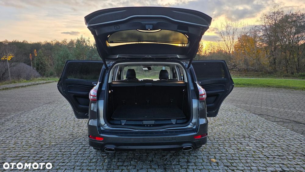 Ford S-Max 2.0 EcoBlue Titanium - 19