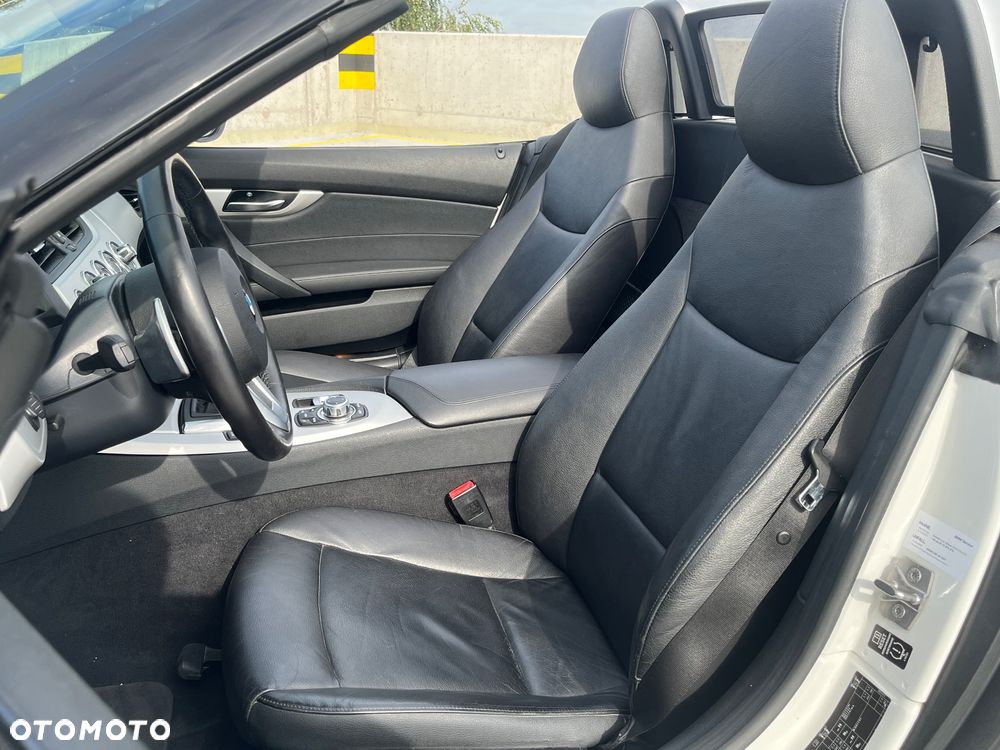 BMW Z4 sDrive20i - 9