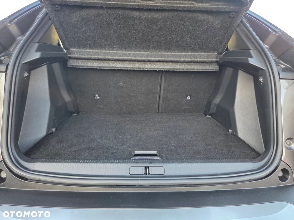 Peugeot 2008 PureTech 130 Allure - 28