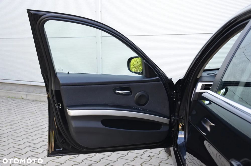 BMW Seria 3 320d Efficient Dynamics - 20