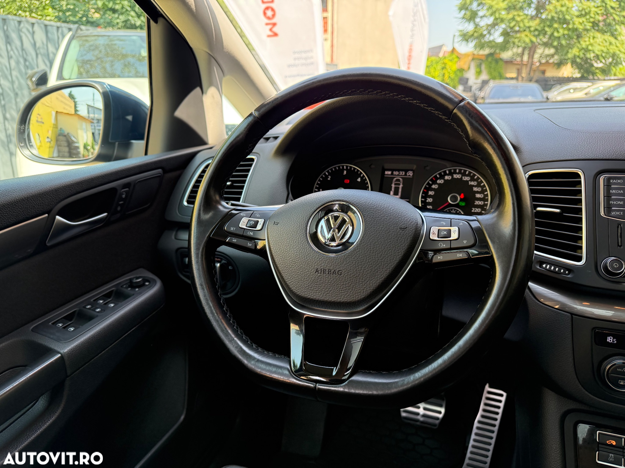 Volkswagen Sharan 2.0 TDI DSG BlueMotion Technology Allstar - 4