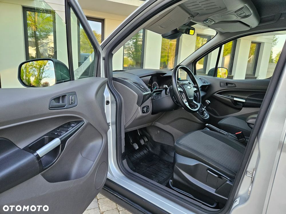 Ford Tourneo Connect - 9