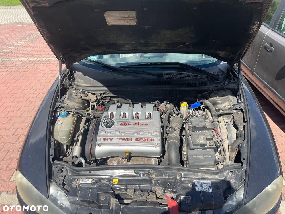 Alfa Romeo 147 1.6 T.S Distinctive - 17