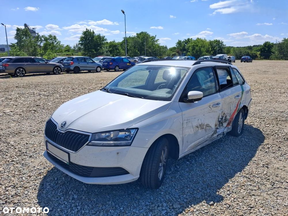 Skoda Fabia 1.0 TSI Style Color - 4