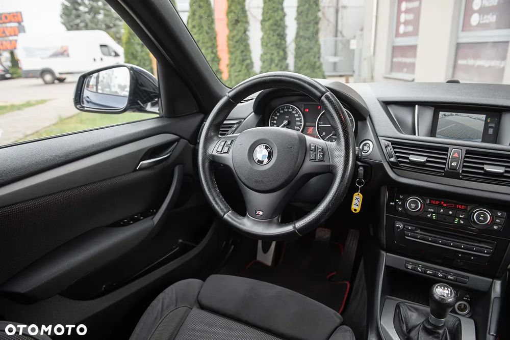 BMW X1 xDrive18d Sport Line - 25