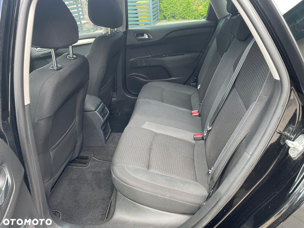 Citroën C4 1.6 BlueHDi Feel - 25