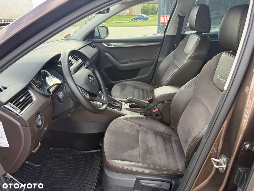 Skoda Octavia Scout 1.8 TSI 4x4 DSG - 17