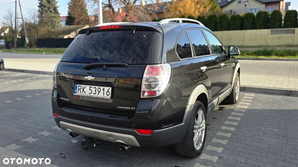 Chevrolet Captiva 2.2 D LTZ - 3