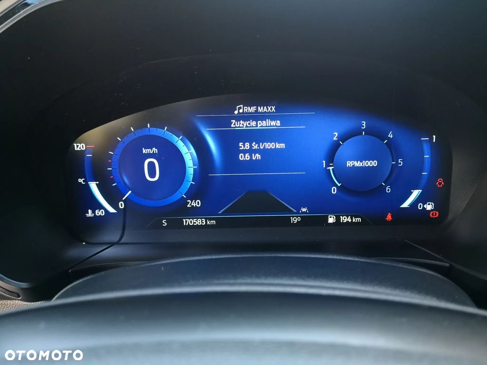 Ford Kuga 2.0 TDCi 4x2 ST-Line - 19