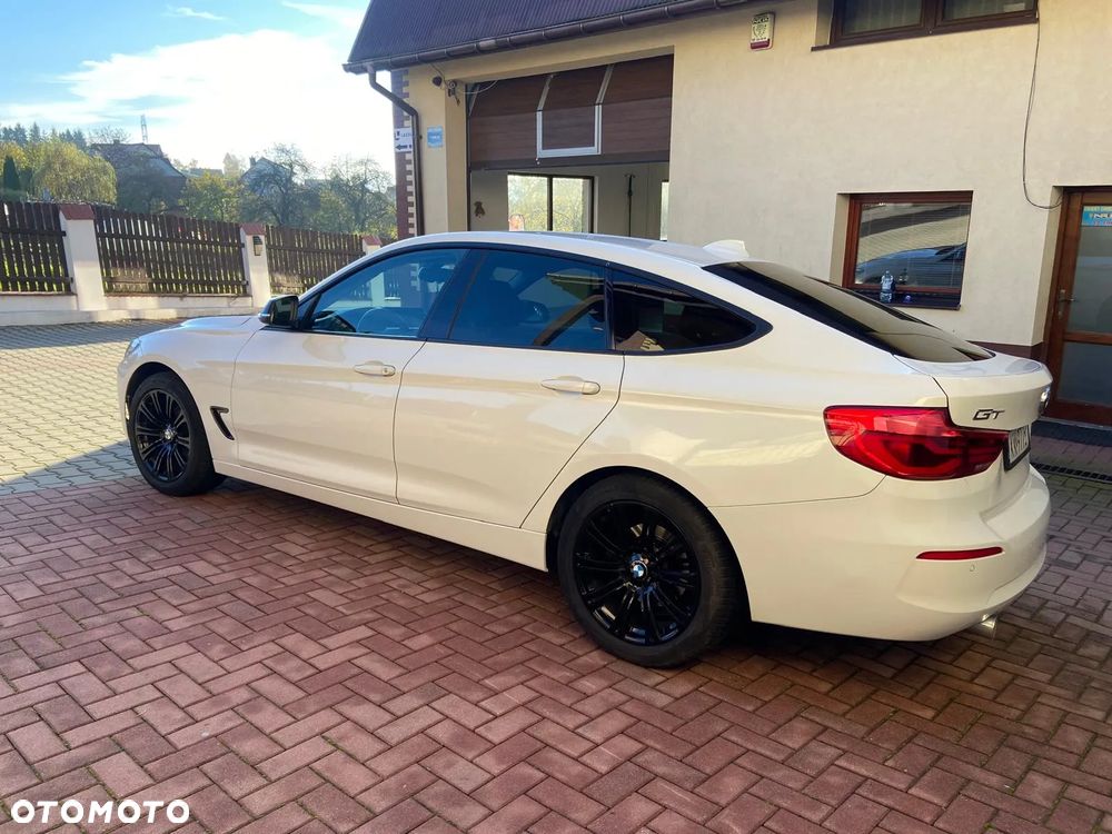 BMW 3GT 318d Business Edition - 5