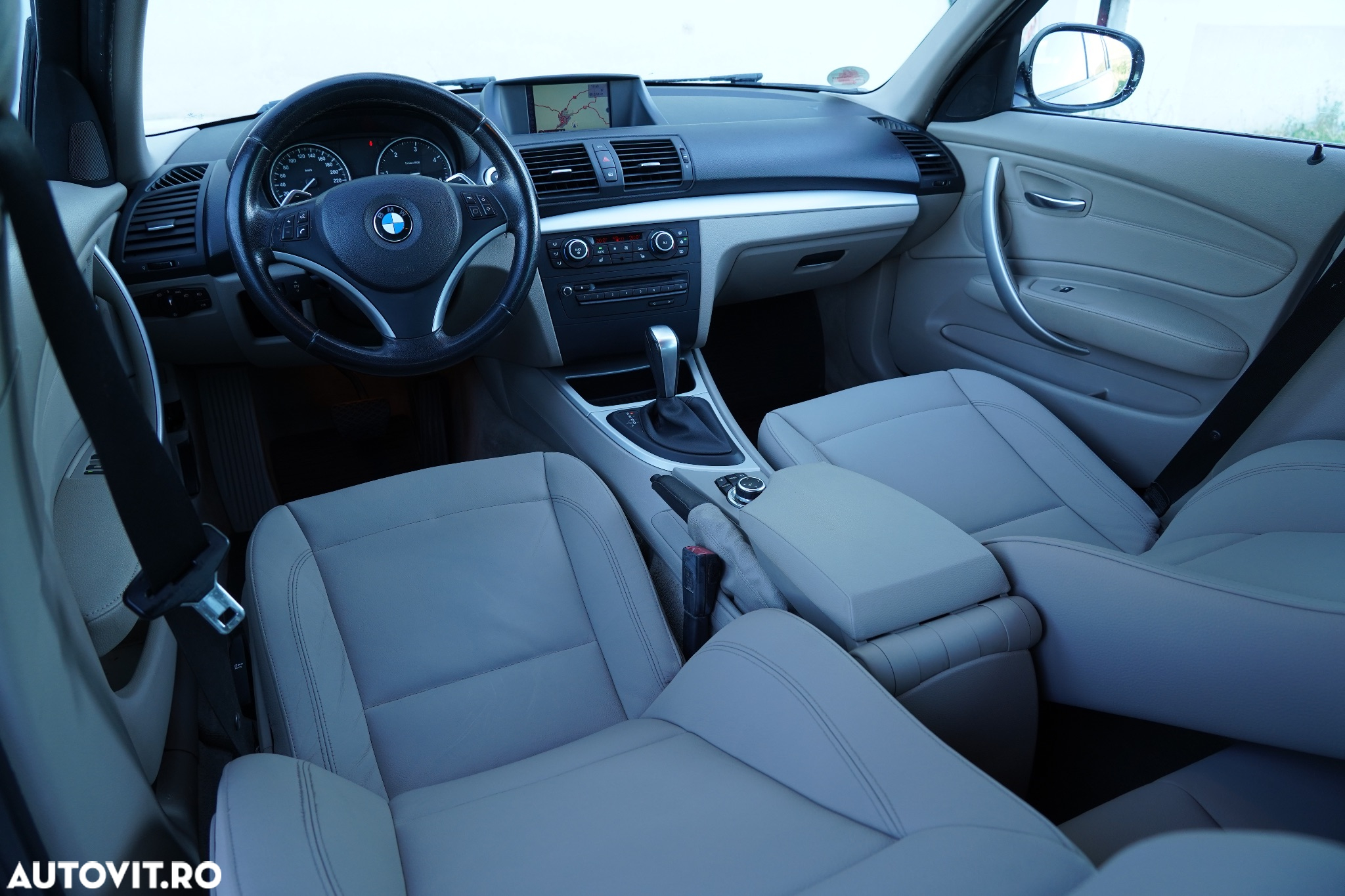 BMW Seria 1 123d DPF Aut. Edition Sport - 9