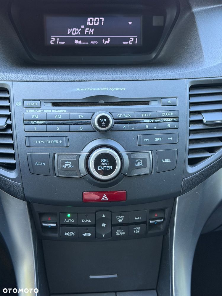 Honda Accord 2.0 Lifestyle - 18