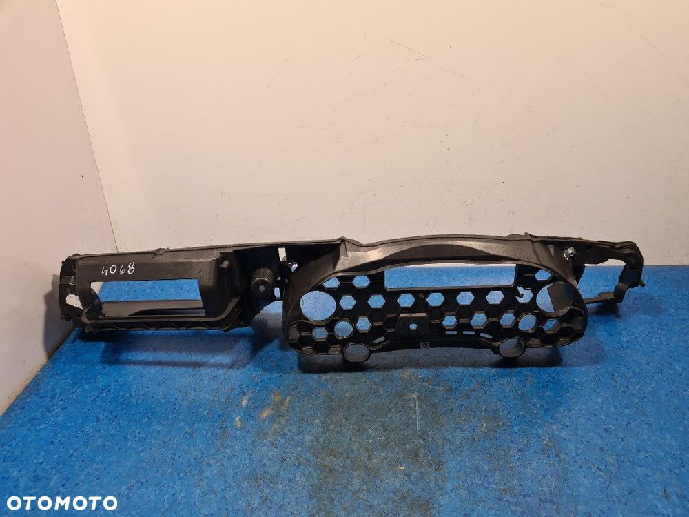 AUDI A4 B8 RAMKA RADIA  857735 - 5