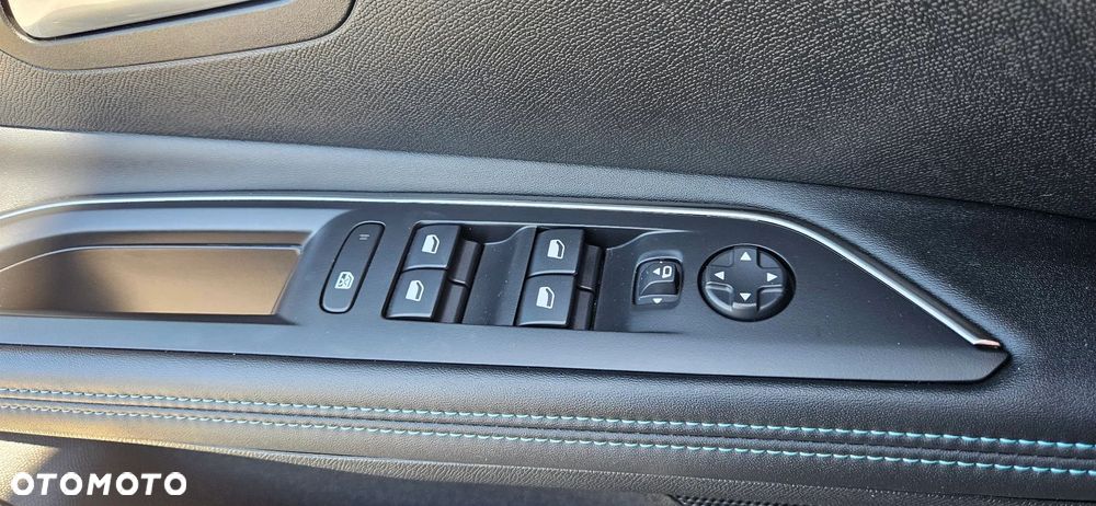 Peugeot 3008 BlueHDi 130 Stop & Start EAT8 Allure - 6