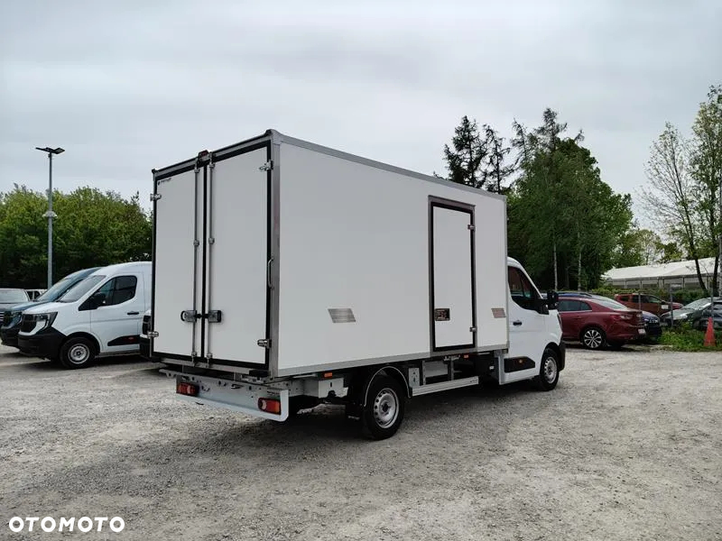 Renault Master Izoterma 8EP Agregat 230V + Grzanie Od Ręki - 3