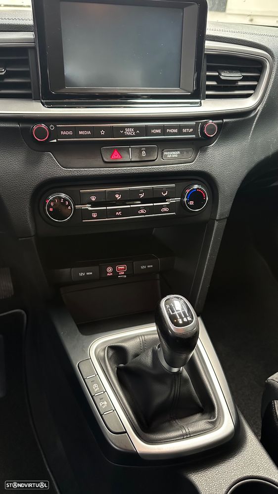 Kia Ceed SW 1.6 CRDi SX - 8