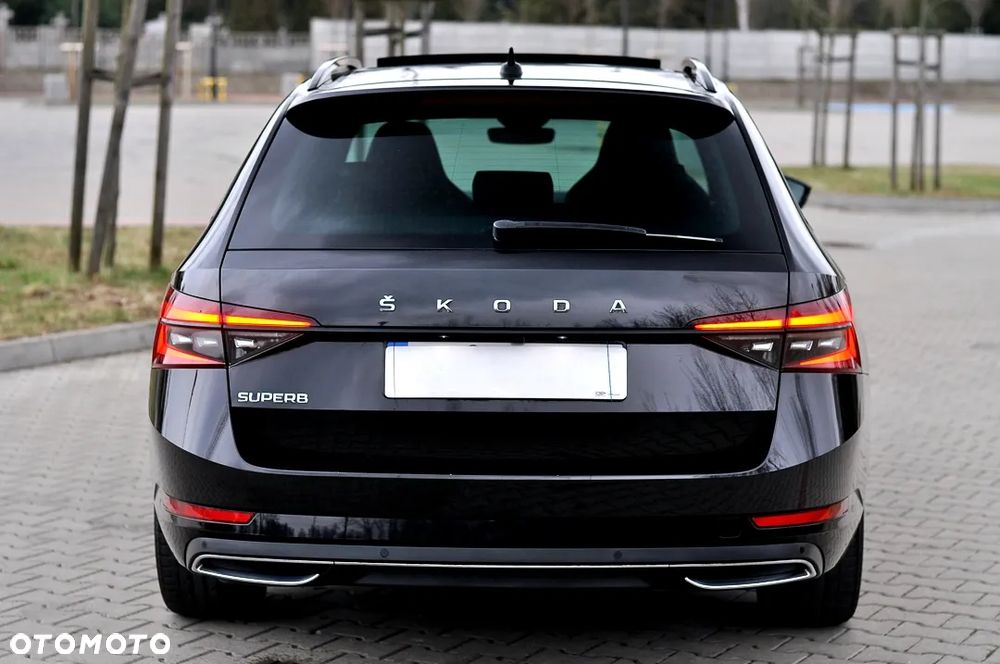 Skoda Superb 1.5 TSI DSG Sportline - 10