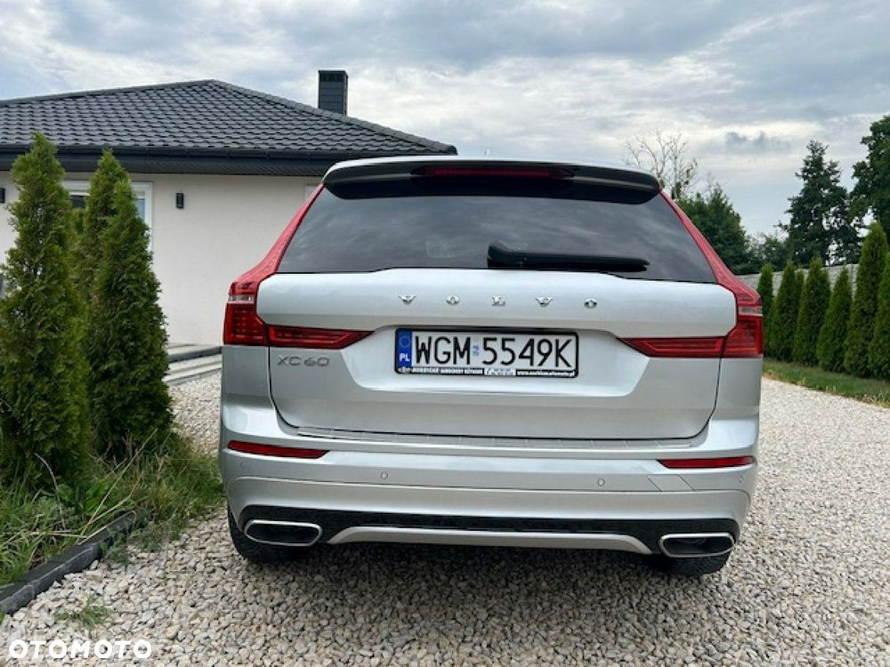 Volvo XC 60 D4 R-Design - 16