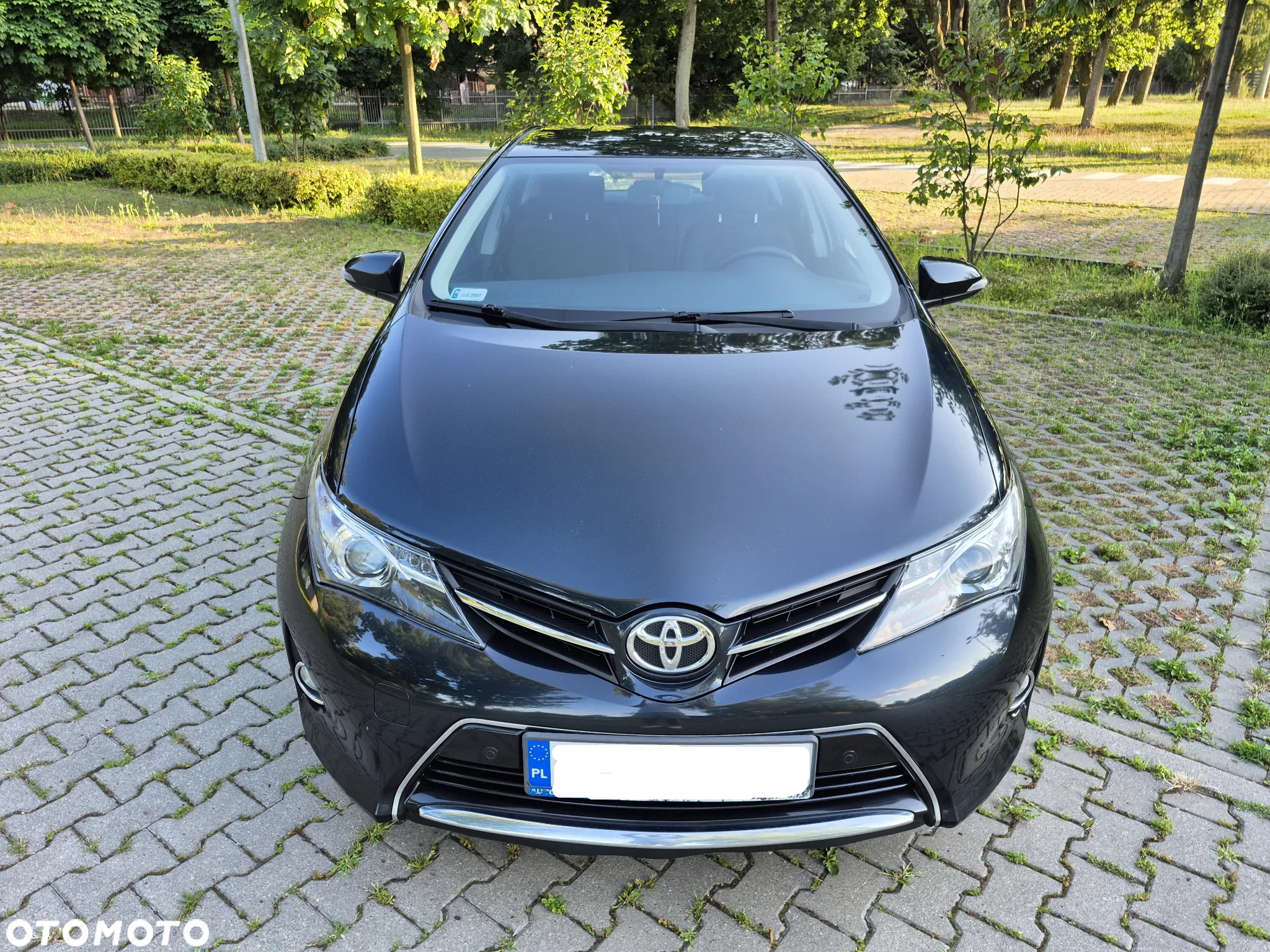 Toyota Auris 1.6 Premium Comfort - 2
