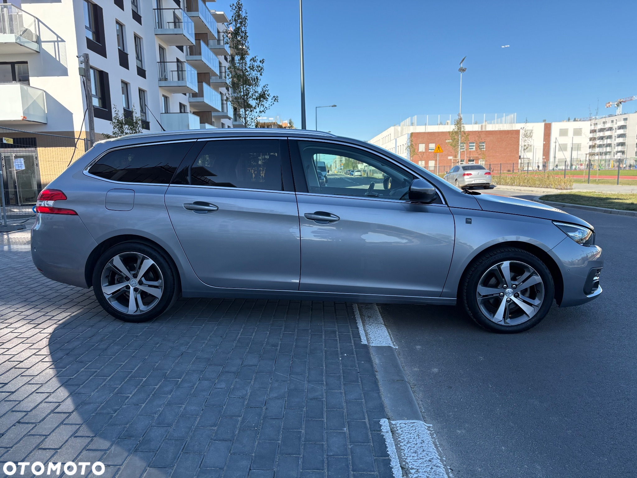 Peugeot 308 SW 1.5 BlueHDi Allure S&S EAT8 - 2