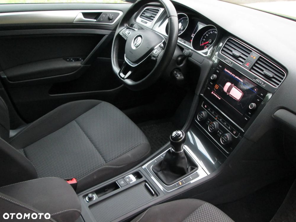 Volkswagen Golf 1.6 TDI (BlueMotion Technology) Comfortline - 18