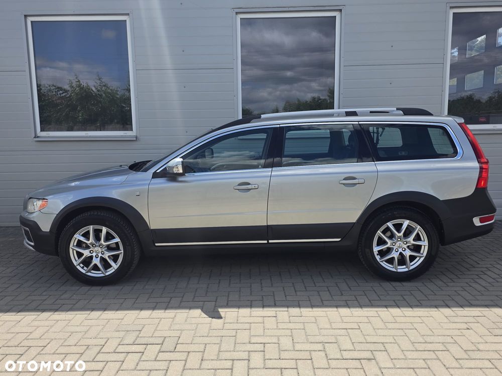 Volvo XC 70 D5 AWD Ocean Race - 9