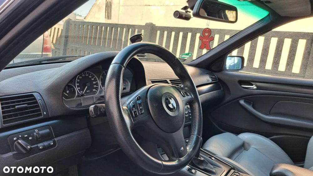 BMW Seria 3 320i - 5