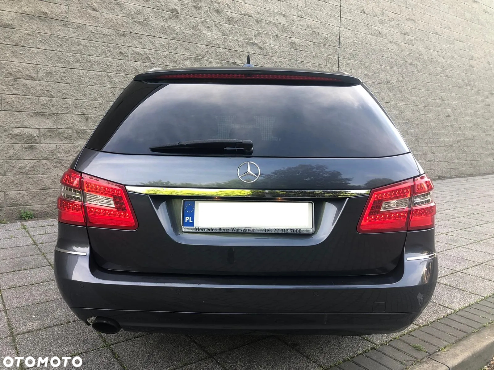 Mercedes-Benz Klasa E 250 CGI BlueEffICIENCY Avantgarde - 12